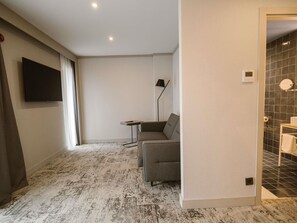 Suite, 1 Double Bed with Sofa bed | Premium bedding, minibar, in-room safe, soundproofing - Mercure Sibiu Arsenal (Sibiu)