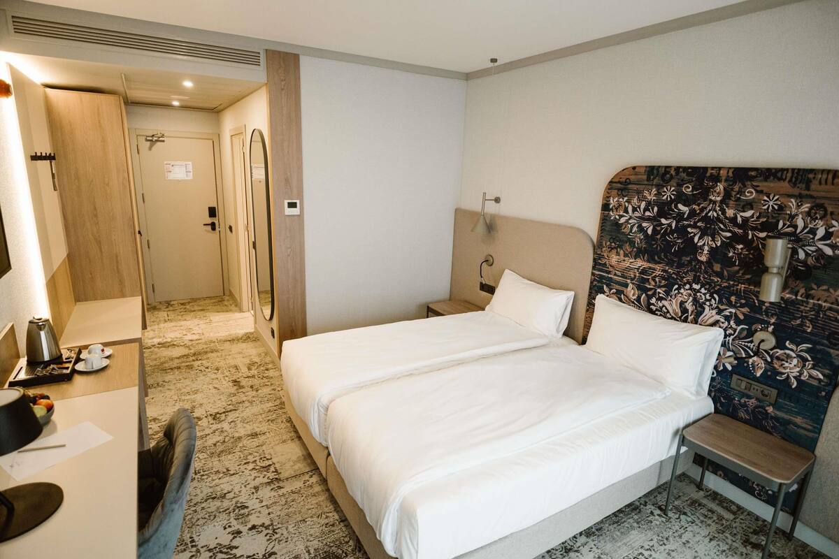 高級客房, 2 張單人床 | 高級寢具、迷你吧、房內夾萬、隔音