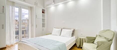 2 dormitorios, escritorio, tabla de planchar con plancha y wifi gratis