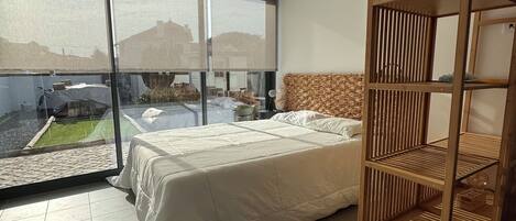 1 chambre, fer et planche à repasser, Wi-Fi gratuit, draps fournis