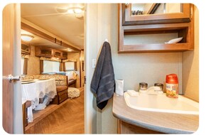 1 bedroom, in-room safe, desk, WiFi