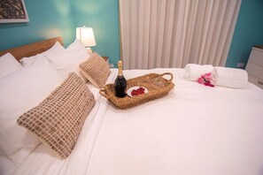 4 soverom, wi-fi (inkludert) og sengetøy