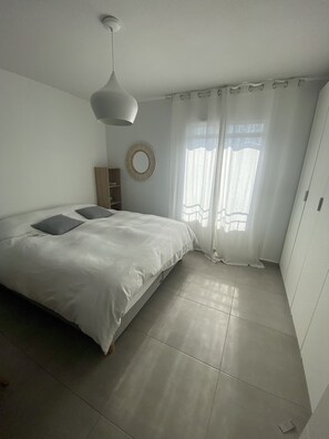 3 Schlafzimmer, Bügeleisen/Bügelbrett, WLAN, Bettwäsche