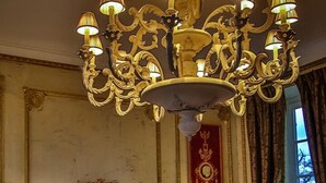 Royal Suite | 1 bedroom, WiFi (free), bed sheets - Château d'Origny  (Ouches)