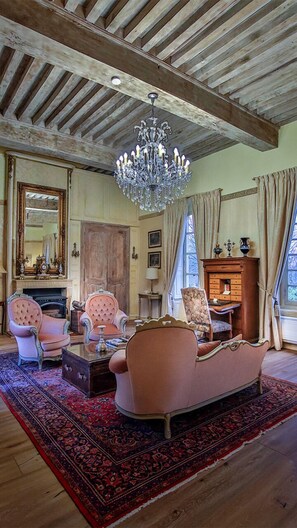 Suite Grand | 1 camera, Wi-Fi gratuito, lenzuola