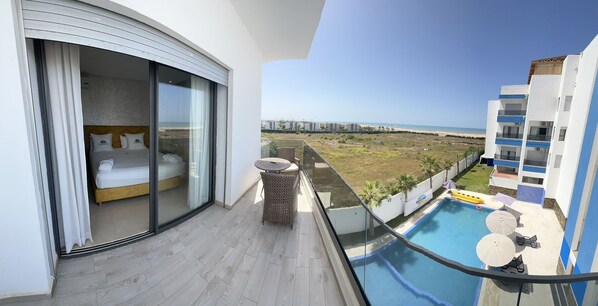 아파트 | 무료 WiFi, 침대 시트