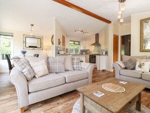 Living area - Nutkins Lodge (Windermere)
