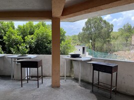 Área de parrillas y picnic