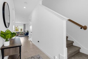 Interior - 3 Bedrooms/ 2.5 Bathrooms/ Festival (812 LD) (Davenport)