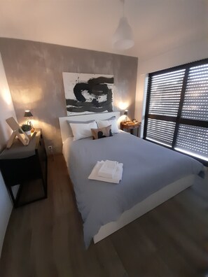 2 chambres, fer et planche à repasser, Wi-Fi, literie fournie