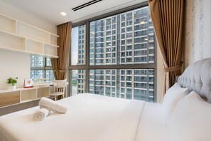 2 bedrooms, iron/ironing board, free WiFi, bed sheets