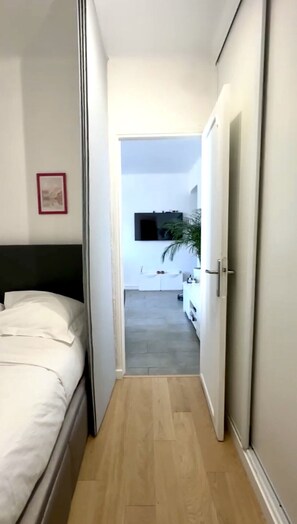 2 bedrooms, iron/ironing board, travel crib, free WiFi - Le Selvosa (Cannes)