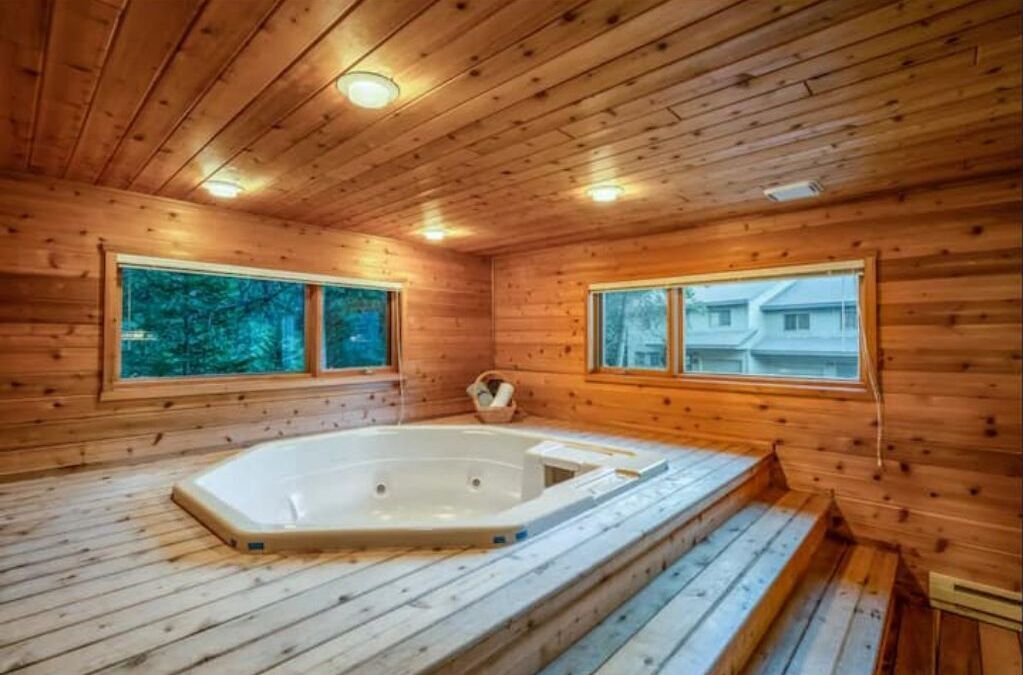New - Bright and Cozy Condo in Big Sky