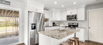 Renovated Ranch + Fenced Back Yard. Pet Friendly!