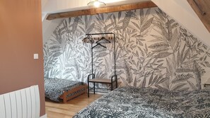 3 bedrooms, iron/ironing board, travel cot, WiFi