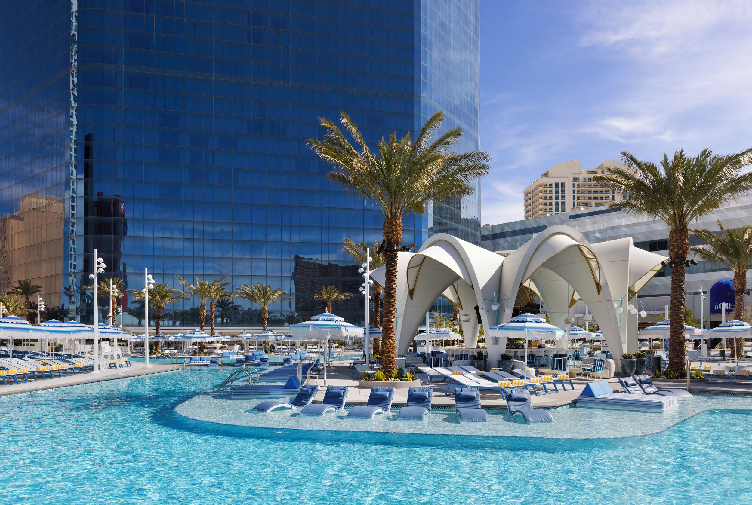 Photo - Fontainebleau Las Vegas, MICHELIN Key Award Hotel