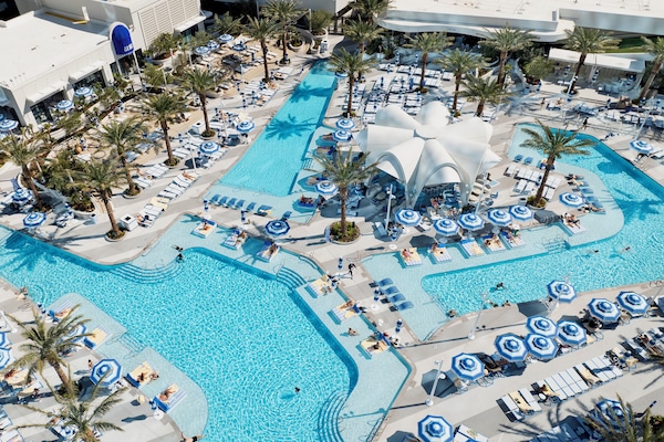 6 outdoor pools, pool cabanas (surcharge), pool umbrellas