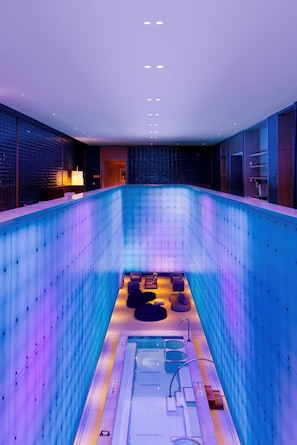 Couples treatment room(s), sauna, hot tub, steam room, body treatments