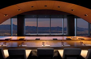 20 restaurants, breakfast, lunch, dinner served; French cuisine 