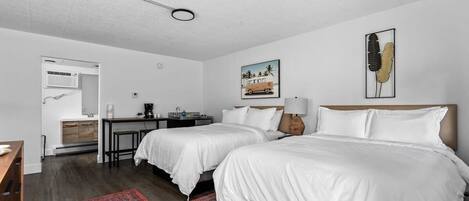 Travel crib, WiFi, bed sheets