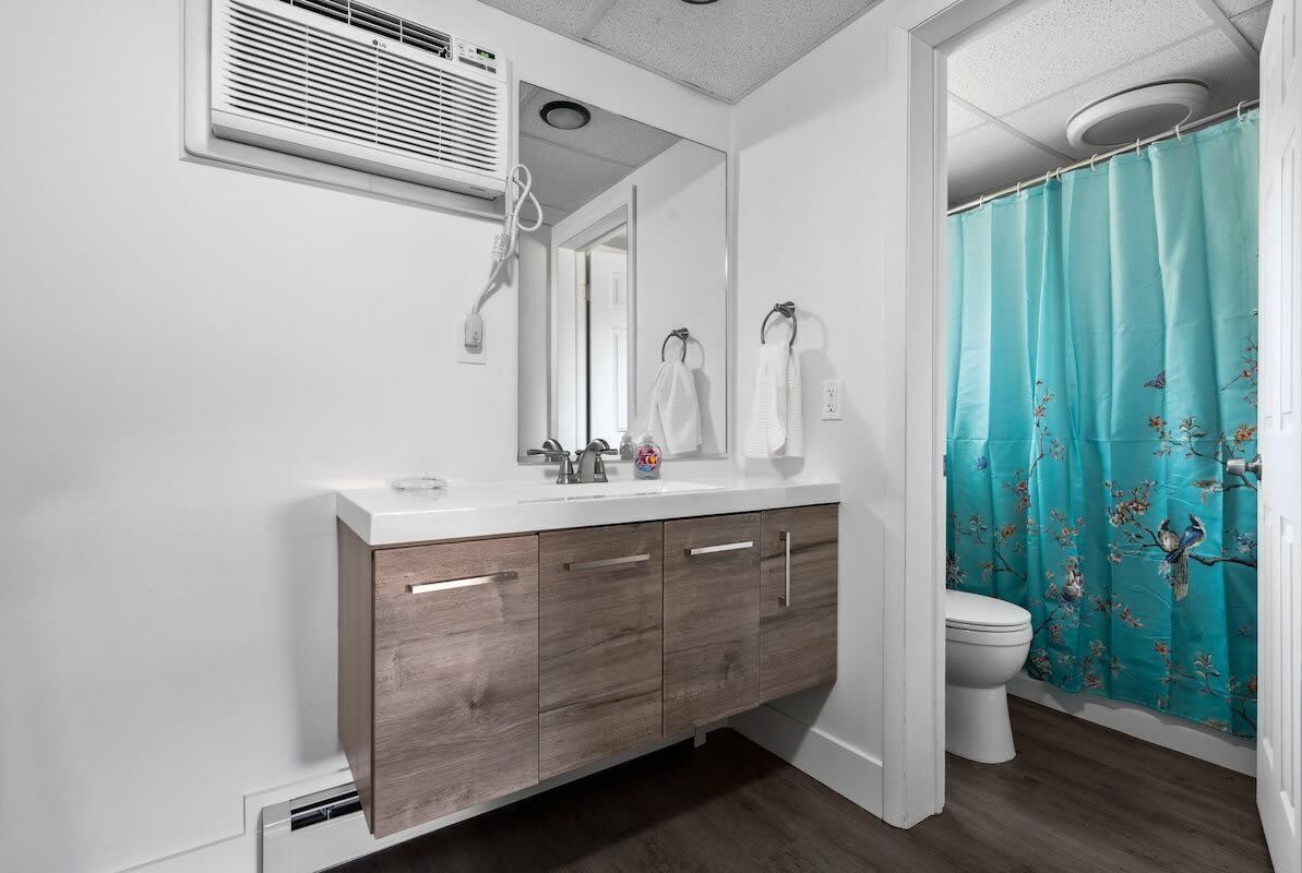 Baignoire, shampoing