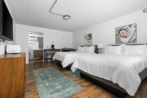 Cuna de viaje, wifi y ropa de cama 