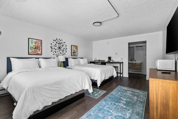 Cuna de viaje, wifi y ropa de cama 