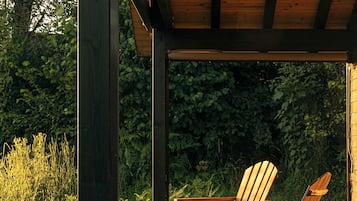 Family Chalet | 1 bedroom, Egyptian cotton sheets, premium bedding, down comforters