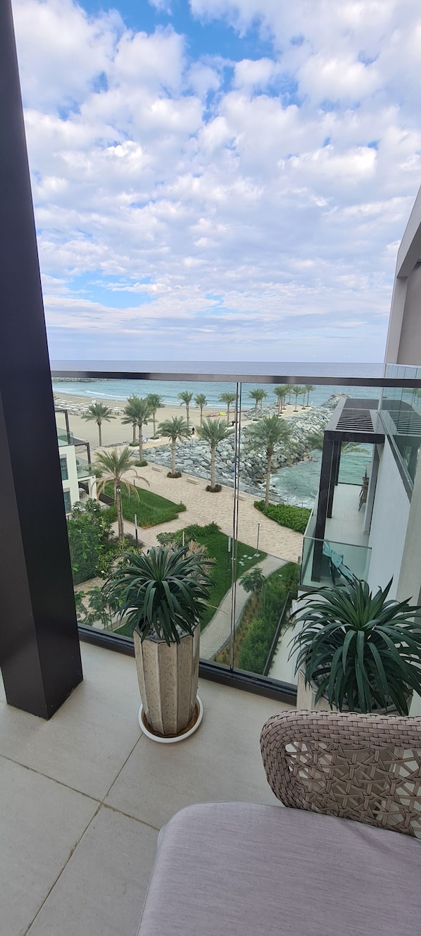 Interior - Branded /beach apartment managed by the Address Beach & Mountain view (Fujairah)