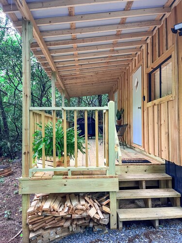 •New• Tiny Home Getaway