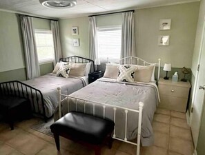 2 bedrooms
