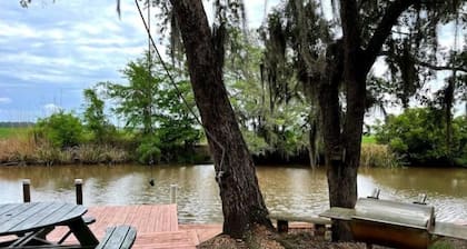Explore Cajun Country! On the Bayou, close to town