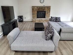 Living area - Cozy bghbxfgtcxfc (Tobyhanna)