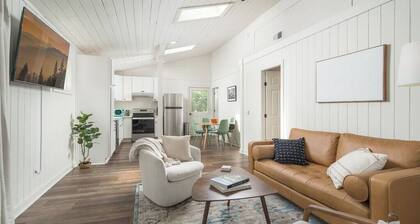 SPRING SALE | The Cottage- Walk2 Main St - Pkg