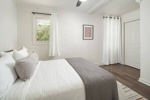 Unclassified image, 4 of 33, button - WINTER SALE | The Cottage- Walk2 Main St - Pkg (Blowing Rock)