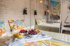 Dining - Peaceful Loft - Amazing Terrace & View (Lisbon)