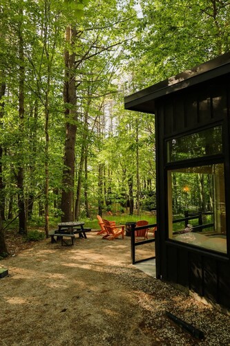 Modern, Luxurious, Cabin in the Woods - 17