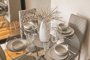 تناول الطعام