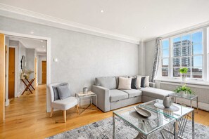 تلفزيون، مكتب