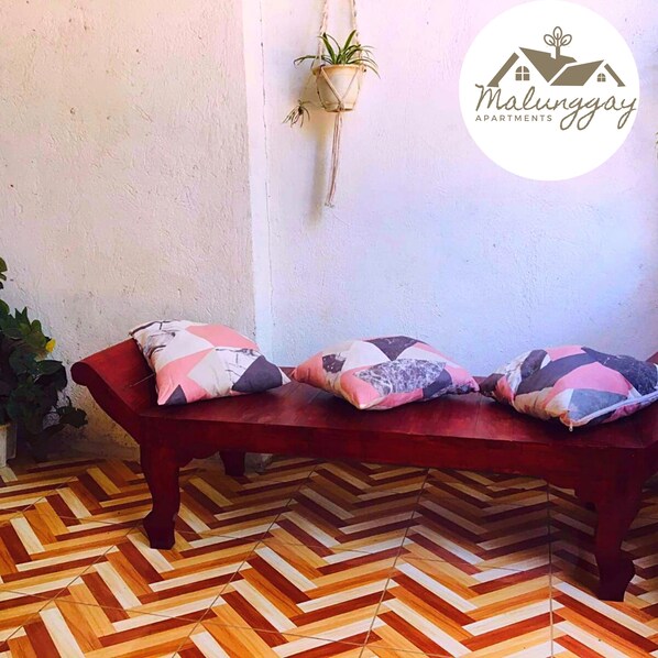 Standard Double Room | Terrace/patio - Malunggay Apartments (Mariveles)
