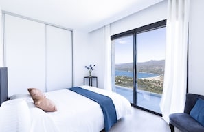 4 slaapkamers, een strijkplank/strijkijzer, gratis wifi, beddengoed