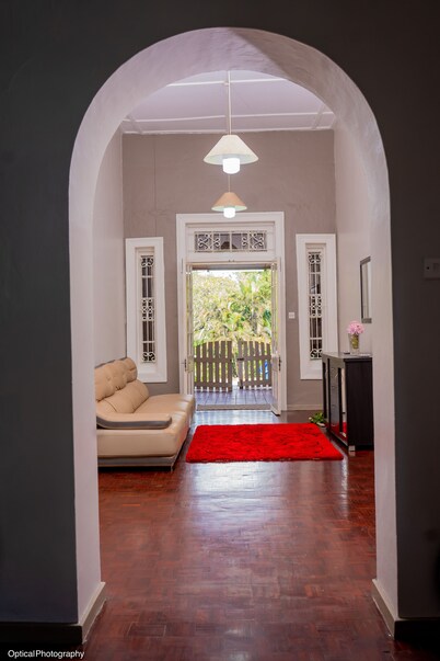 The vintage manor