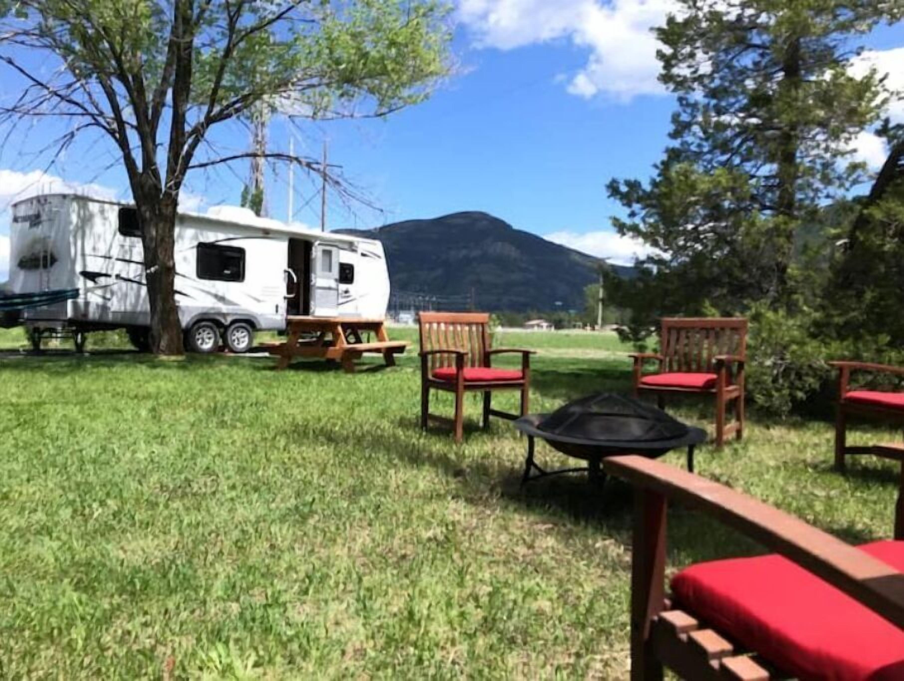 Timber Ridge Camper