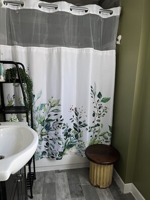 Towels, soap, toilet paper