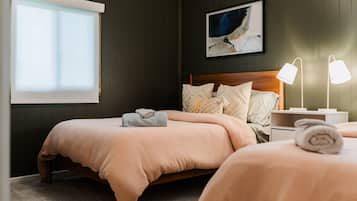 3 Schlafzimmer, Schreibtisch, Bügeleisen/Bügelbrett, kostenloses WLAN