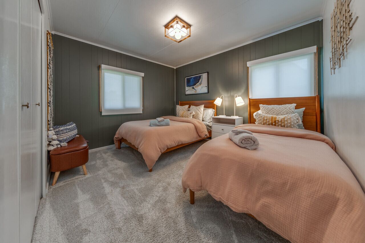3 bedrooms, desk, iron/ironing board, free WiFi