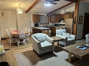 Smart TV - Cozy Cabin on Range Line Lake (Three Lakes)