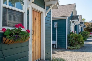 Exterior - The Swan Hotel (Port Townsend)
