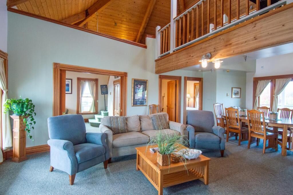 32-inch flat-screen TV with satellite channels