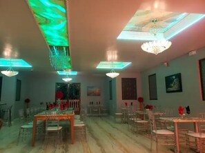 تناول الطعام